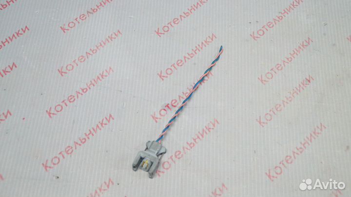 Nissan 16600-00Q0J Разъем топливной форсунки