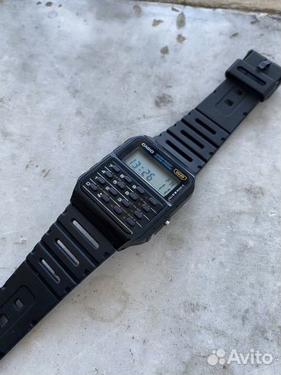 Часы Casio с калькулятором как у Уолтера Уайта