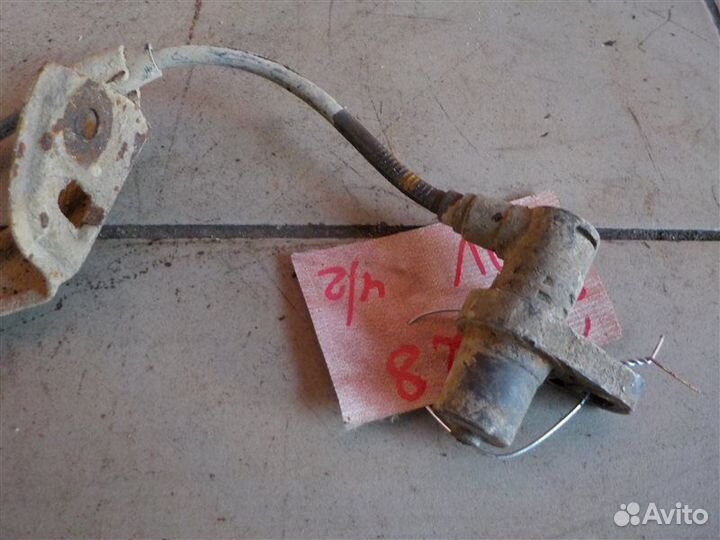 Датчик абс передний правый Toyota Rav 4 XA20 1CD