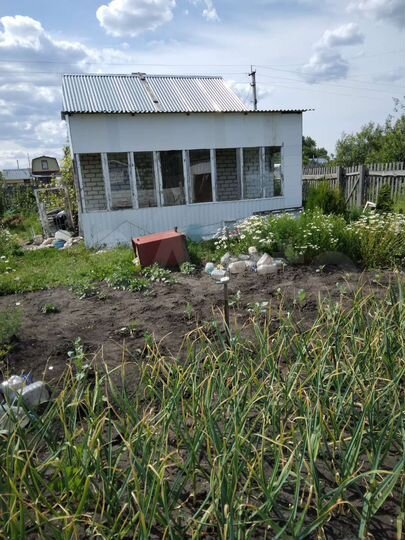 Дом 30 м² на участке 6 сот.