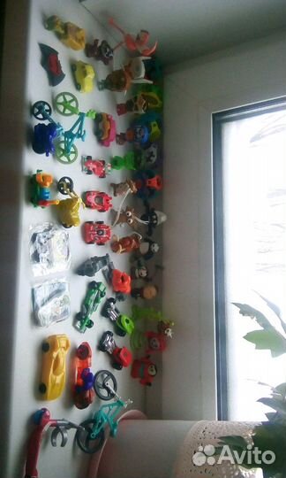 Игрушки киндер сюрприз