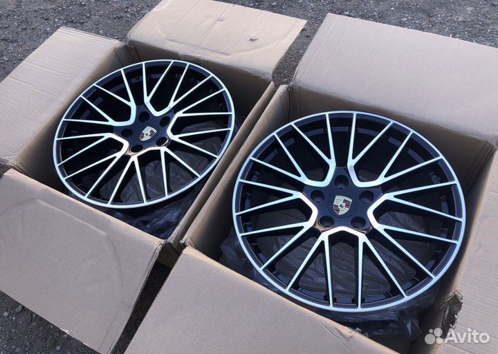 R21 Разноширокие Porsche Cayenne 5x130 Новые