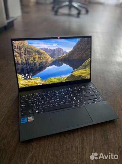 Ультрабук asus zenbook UX425E