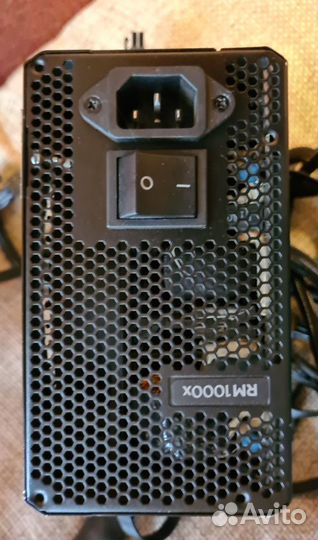 Блок питания Corsair RM1000X