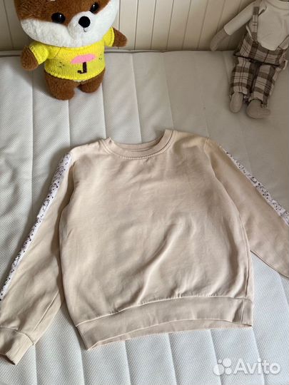 Свитшот reserved