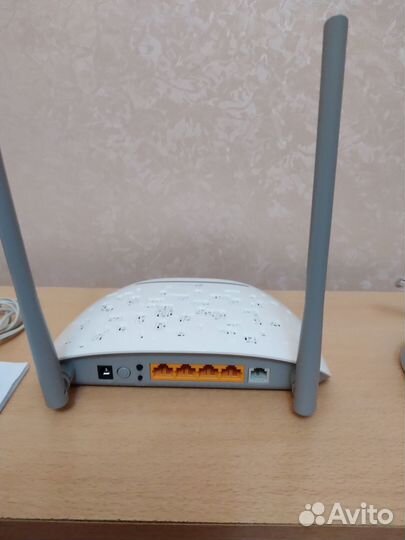 N300 Wifi роутер tp link с adsl2+модемом