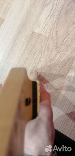 Гриф электрогитары (леворукой)