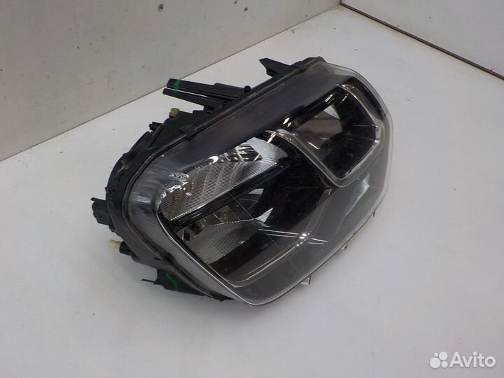 Фара правая Renault Duster 2015