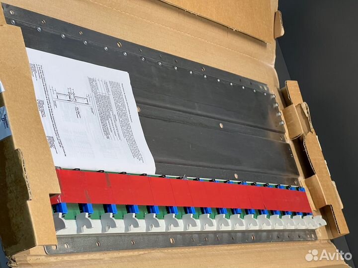 Schneider 140XBP01600 Шасси 16 слотов, новое, 2 шт