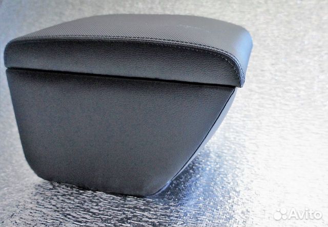 Подлокотник Фокус Джетта Октавия Спектра Тигуан