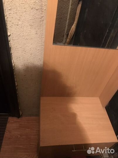 Зеркало с обувницей