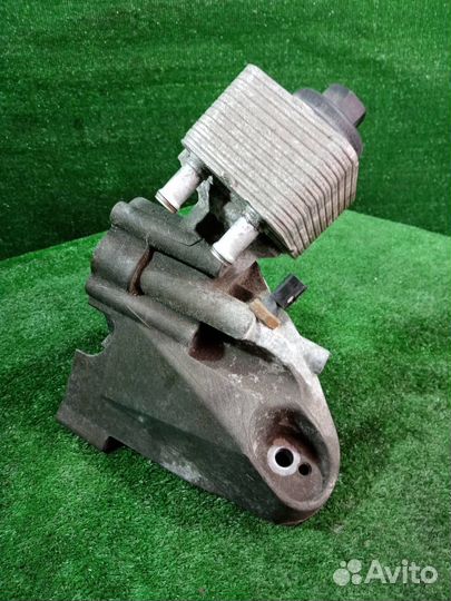 Корпус масляного фильтра Volkswagen Touareg 7L 1