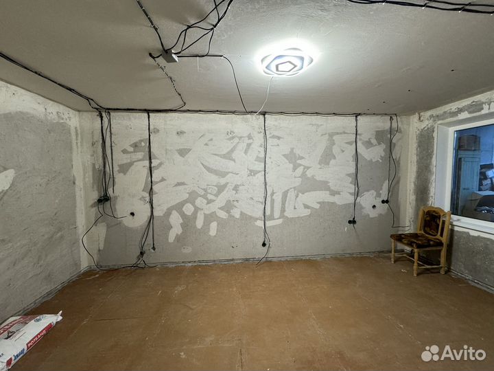 Штробление стен под проводку