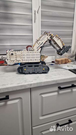 Lego Technic Экскаватор Liebherr R 9800 42100 Lego