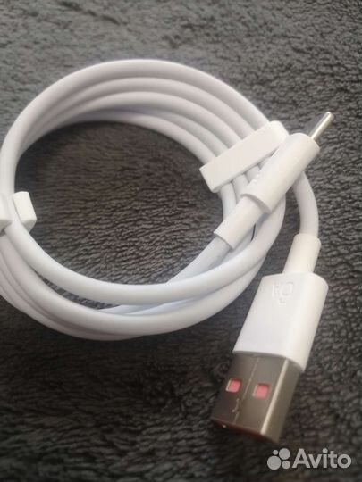 Кабель для зарядки телефона