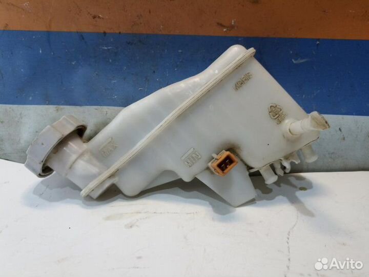 Бачок тормозного цилиндра Kia Cerato 3 YD