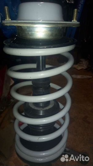 Стойки передние всборе для ваз 2110