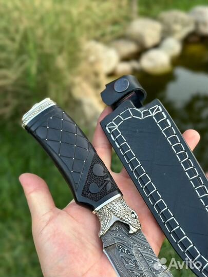 Нож из дамасской стали
