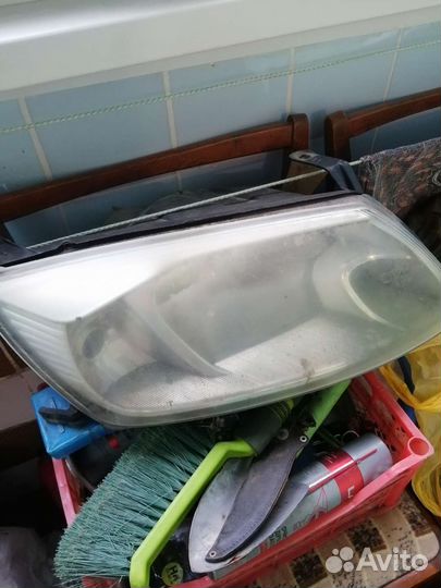 Фара правая на лада гранта
