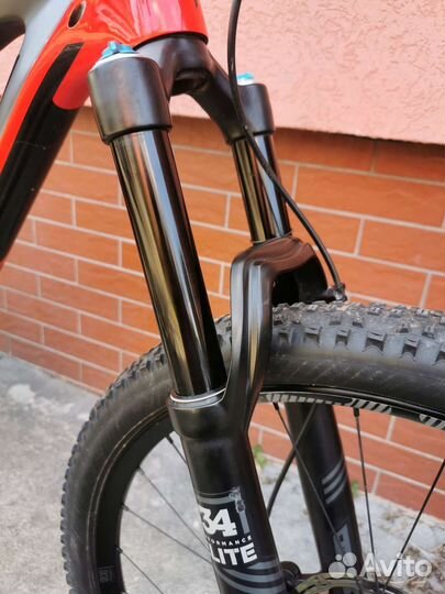 YT Jeffsy CF 27 Pro 150mm