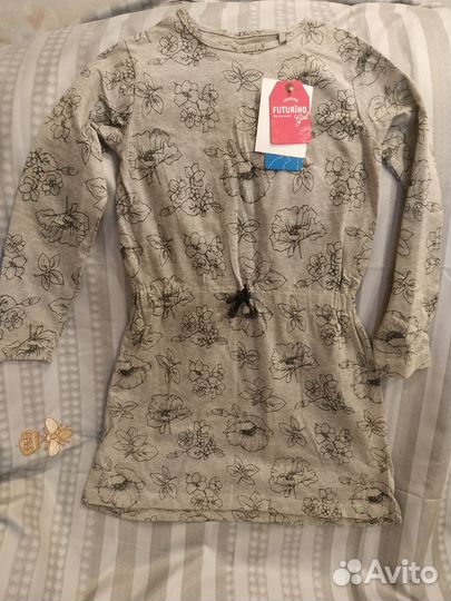 Платье Футурино 128 новое