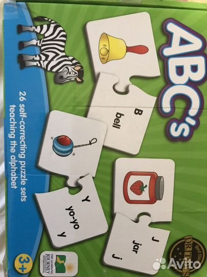 Три набора карточек: алфавит,цвета и формы