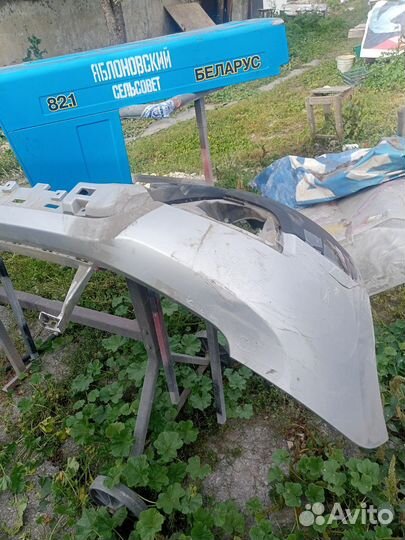 Бампер на renault duster 2018