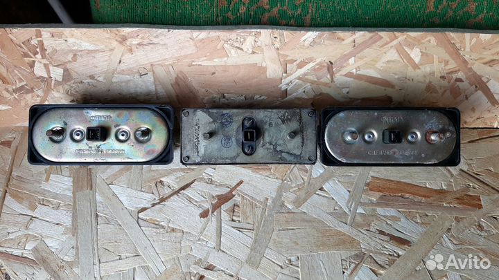 Фонарь подсветки номера