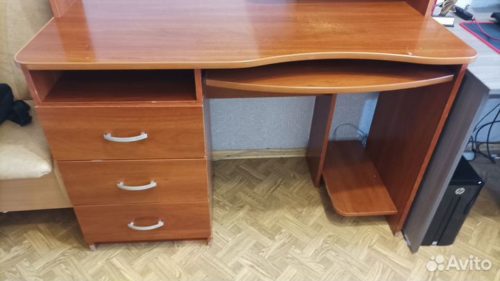 Компьютерный стол б/у