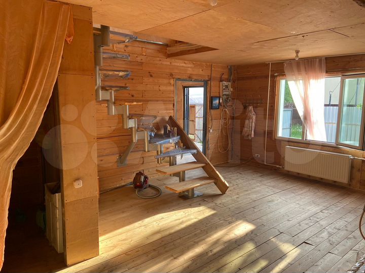 Дом 144 м² на участке 12,5 сот.