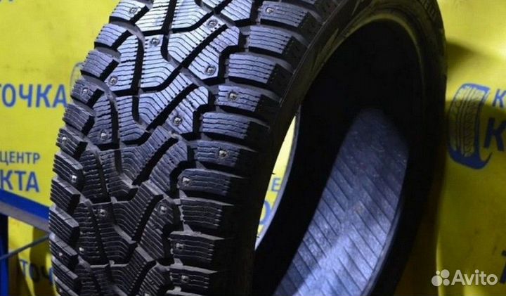 Pirelli Ice Zero 275/40 R20