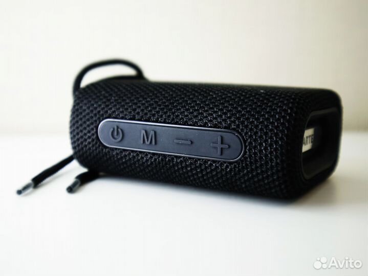 Беспроводная портативная колонка