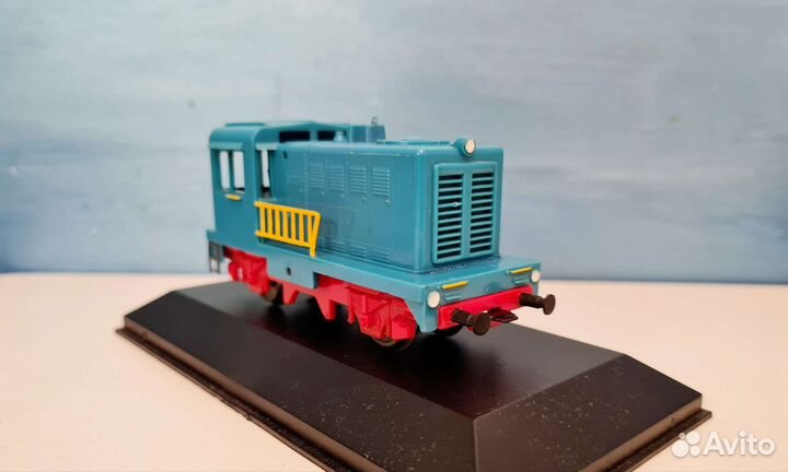 Модель тепловоза Pico резиноход 1:87 16.5 мм H0