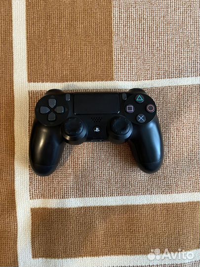 Sony Playstation 4 pro 1tb