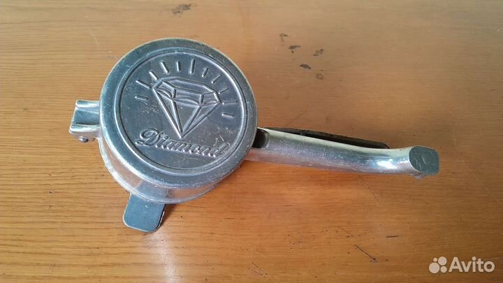 Соковыжималка для граната