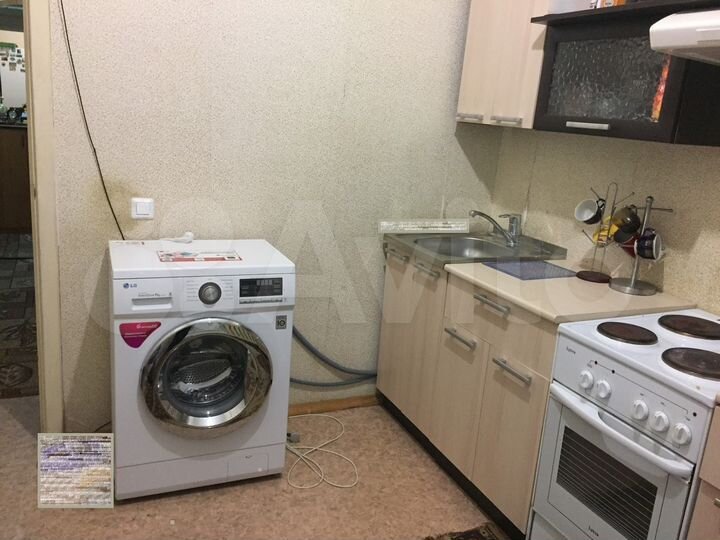 2-к. квартира, 55 м², 2/8 эт.