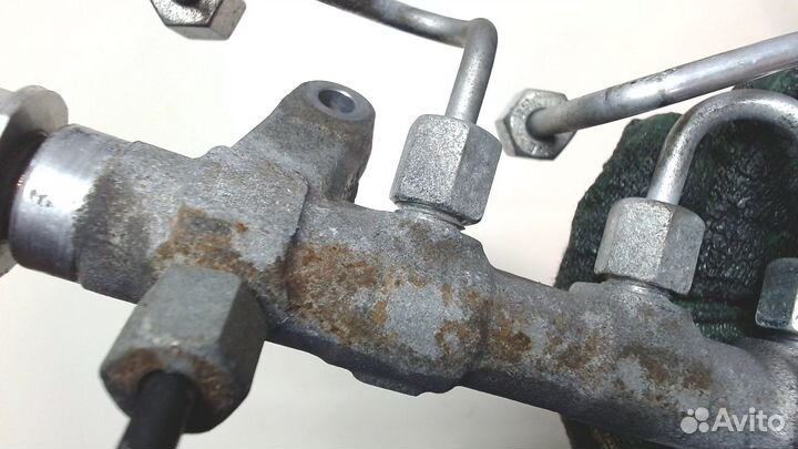 Рампа топливная Volkswagen Golf 6, 2011