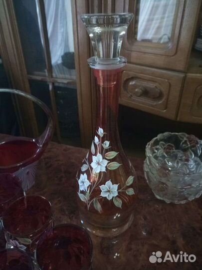 Винный набор -красная посуда