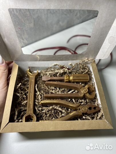 Шоколадные наборы на 23 февраля