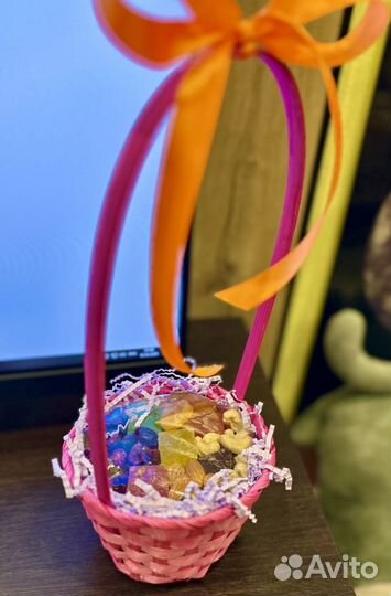 Букеты на 8 марта из сухофруктов и орехов