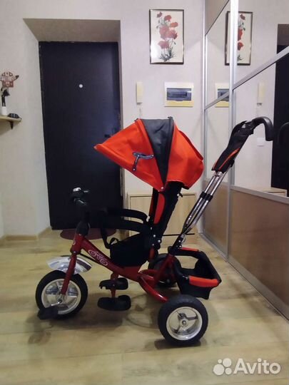 Детский велосипед с родительской ручкой