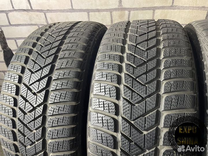 Pirelli Winter Sottozero 3 255/35 R20 и 295/30 R20