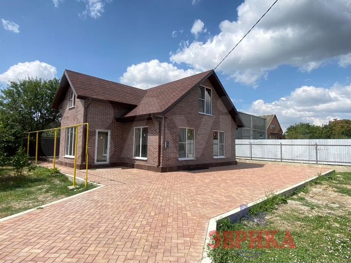 Дом 172 м² на участке 7 сот.