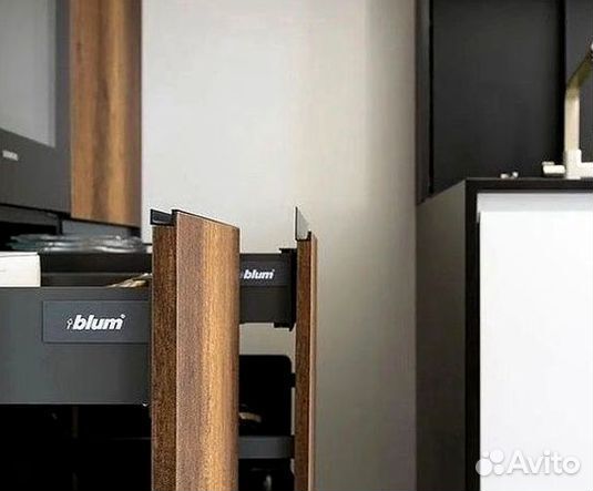 Кухня хайтек по вашим