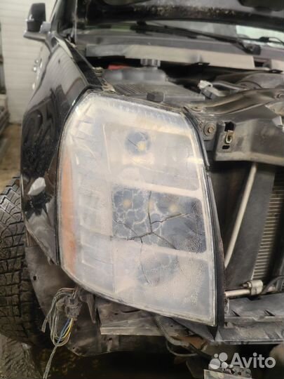 Две Фары Cadillac Escalade 3 (900) Цена за пару