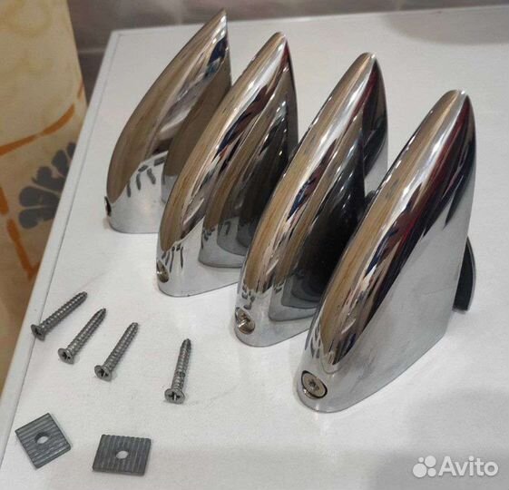 Кронштейны полкодержатели (пеликан)