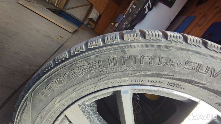 Nokian Tyres Hakkapeliitta R2 SUV 215/60 R17