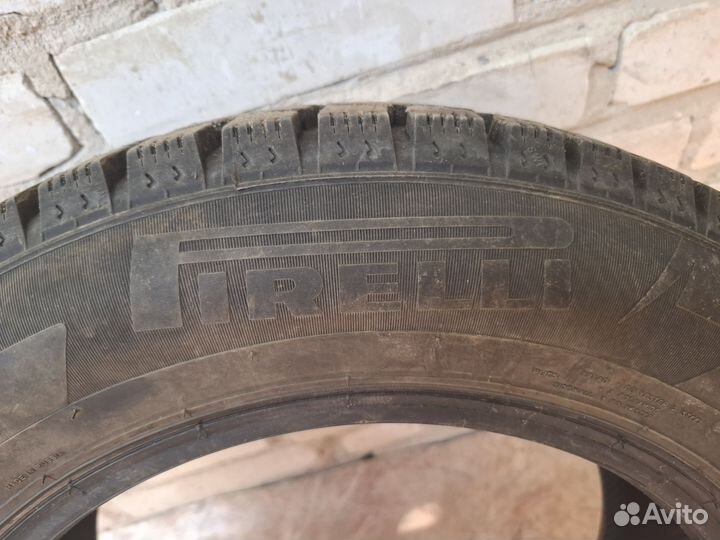 Pirelli Ice Zero 185/65 R15