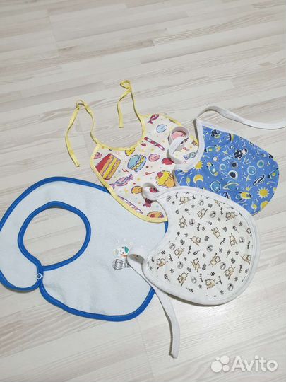 Слюнявчик нагрудник