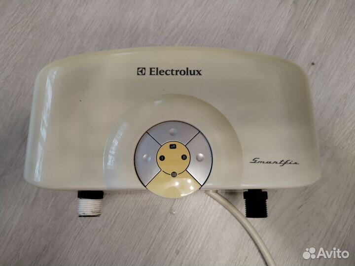 Проточный нагреватель electrolux